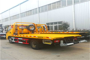 燕园附近拖车救援搭电